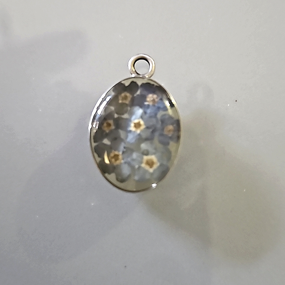 Silver 925 and resin flower charm